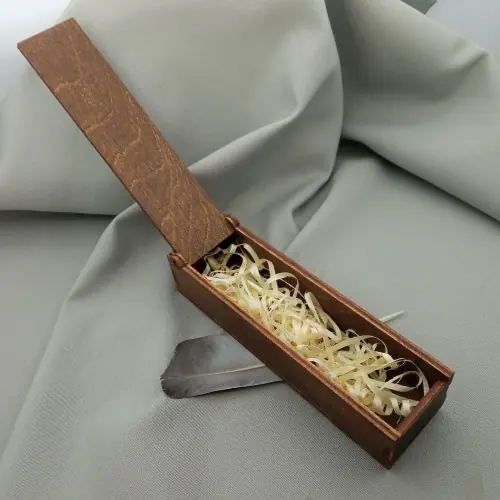 Коробочка деревянная для брелока